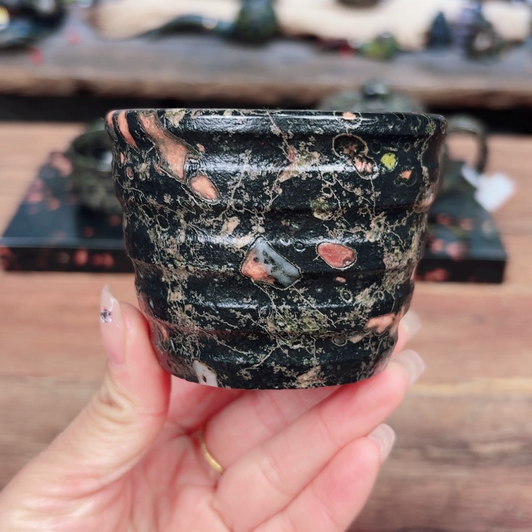 康能美玉瓷安山玉