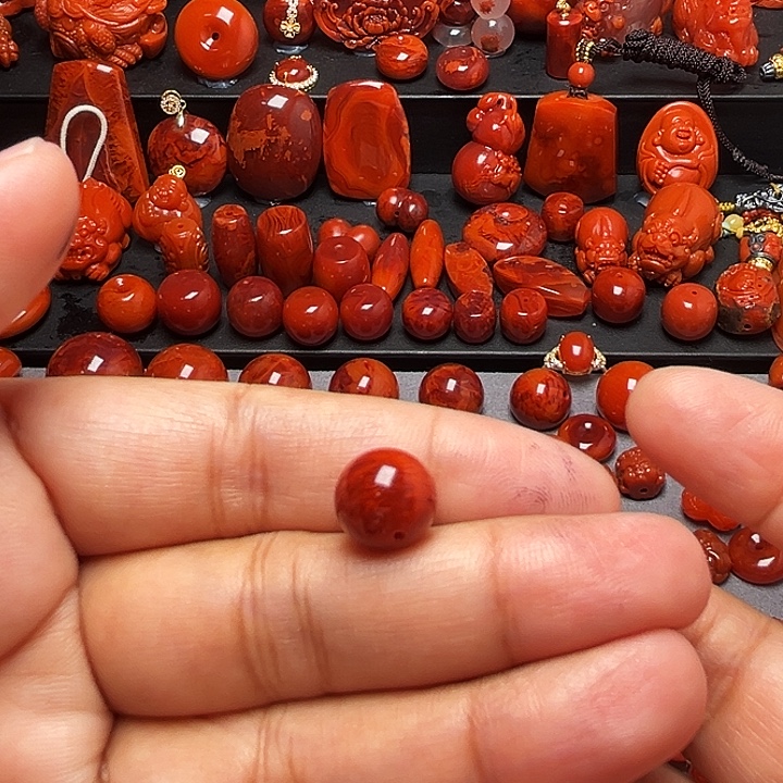 南红玛瑙未镶嵌配饰牛血火焰纹圆珠10.8mm