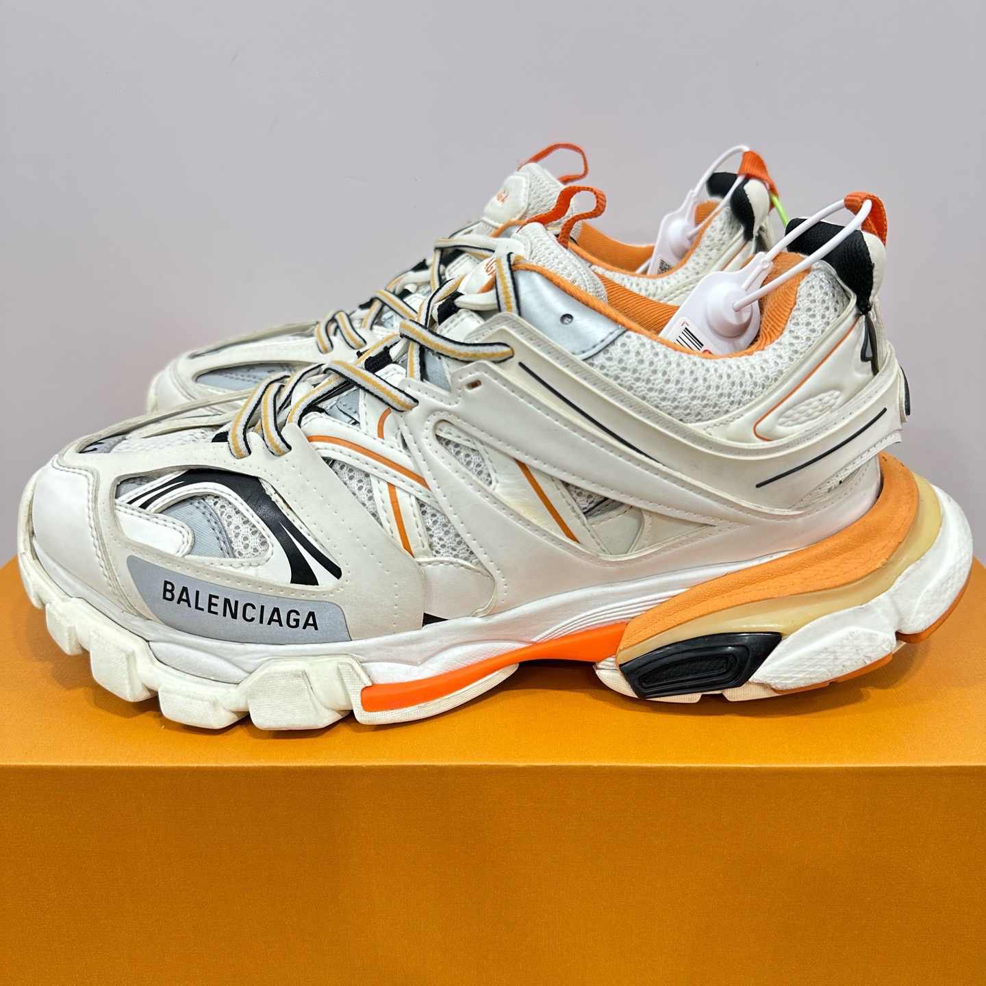95新 Balenciaga/巴黎世家 41码 巴黎世家 track 1.0 白橙 老爹鞋