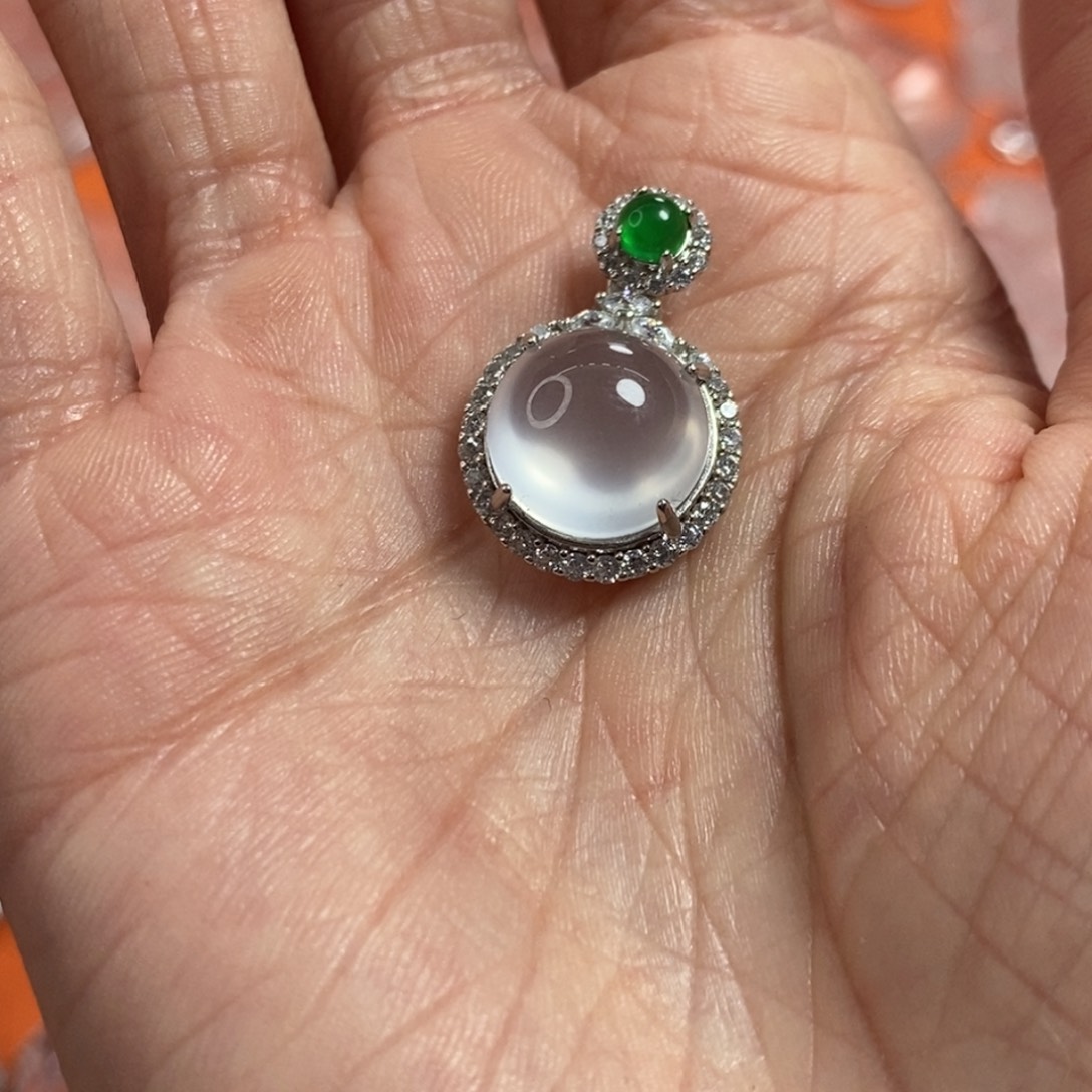 石英质玉颈饰银S925镶嵌熊****?