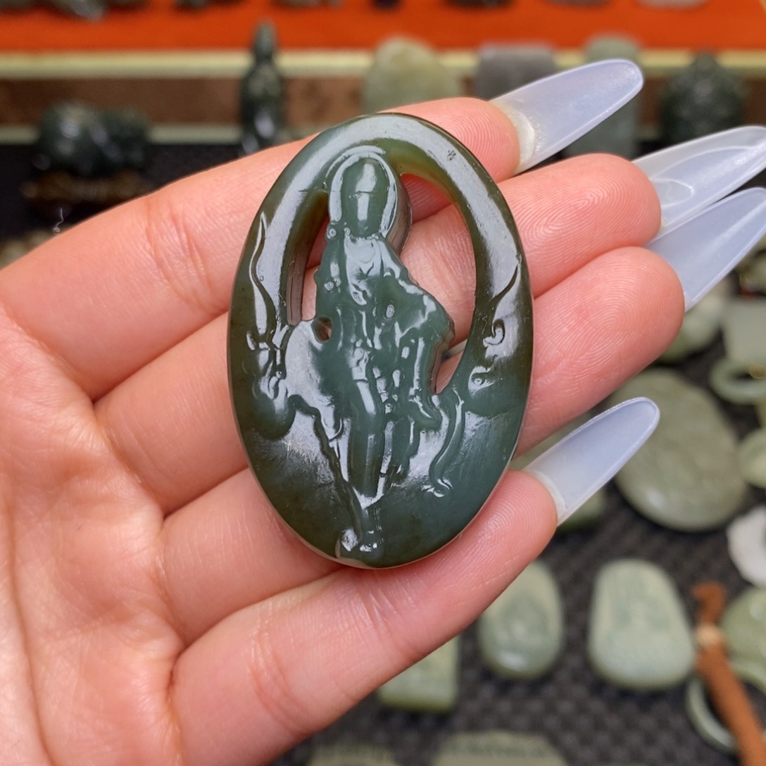 和田玉颈饰未镶嵌穿绳需备注