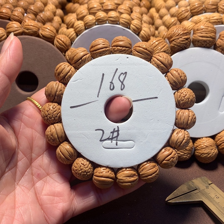 小***哥桃核手串2#野生玉兔