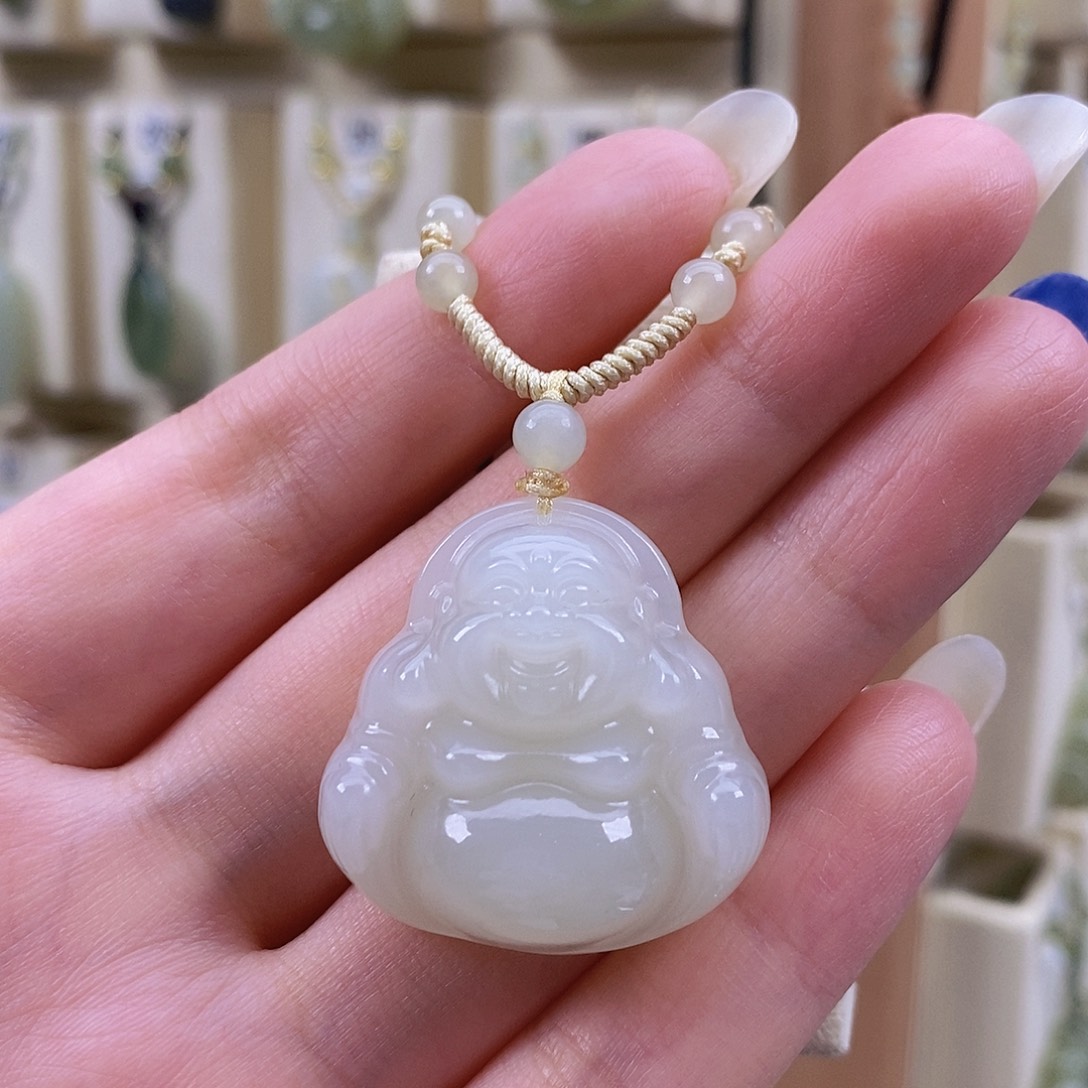 星***海颈饰未镶嵌和田玉