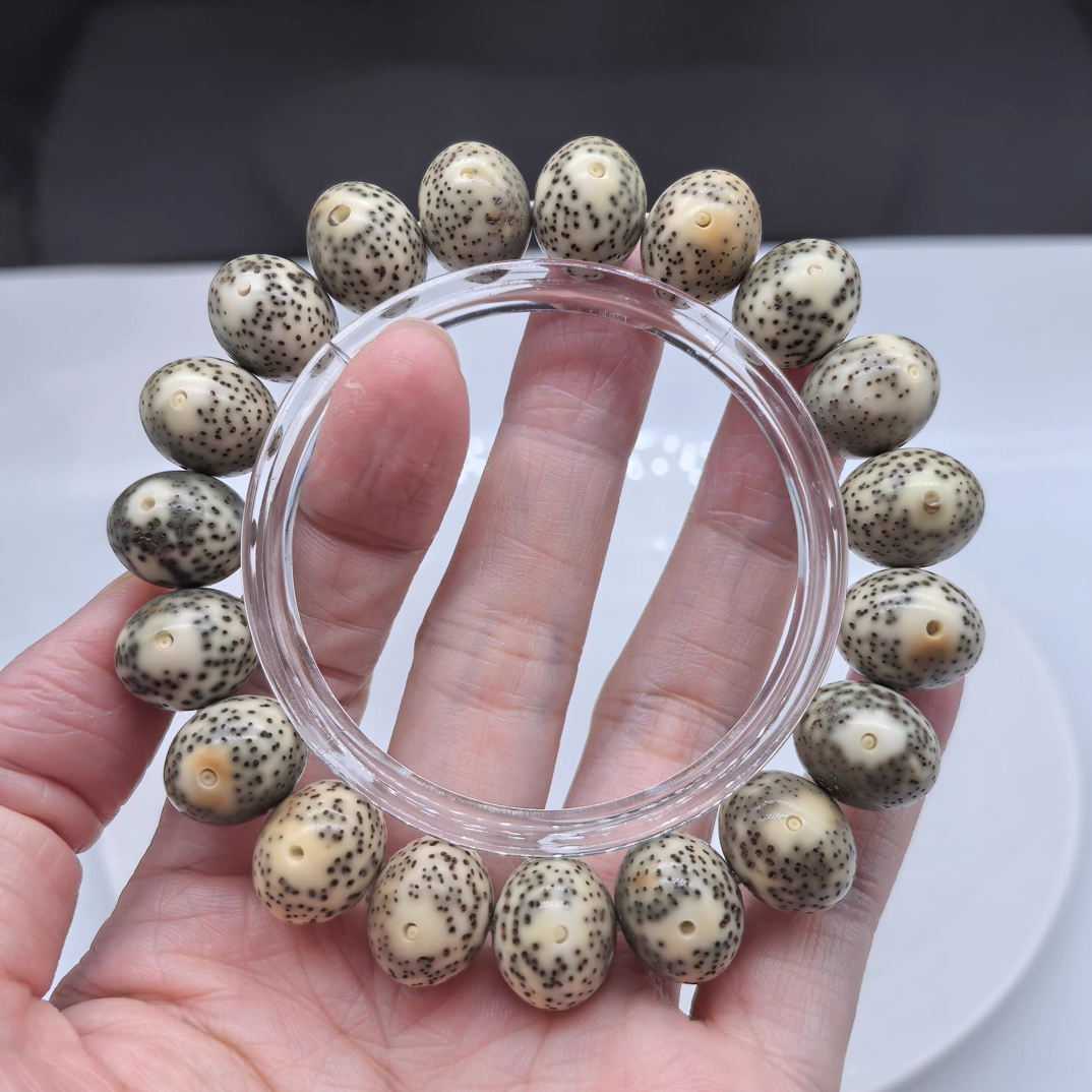 火烧云精品海南毛感料石玉糯冰15X11正月苹果眼睛留白单圈佛珠