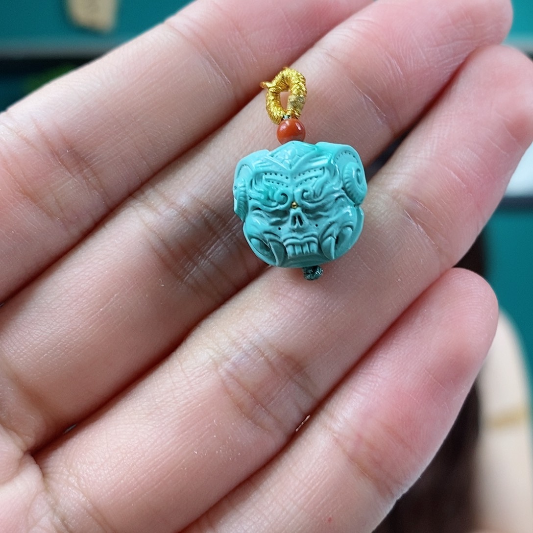 未镶嵌绿松石珠宝奇石