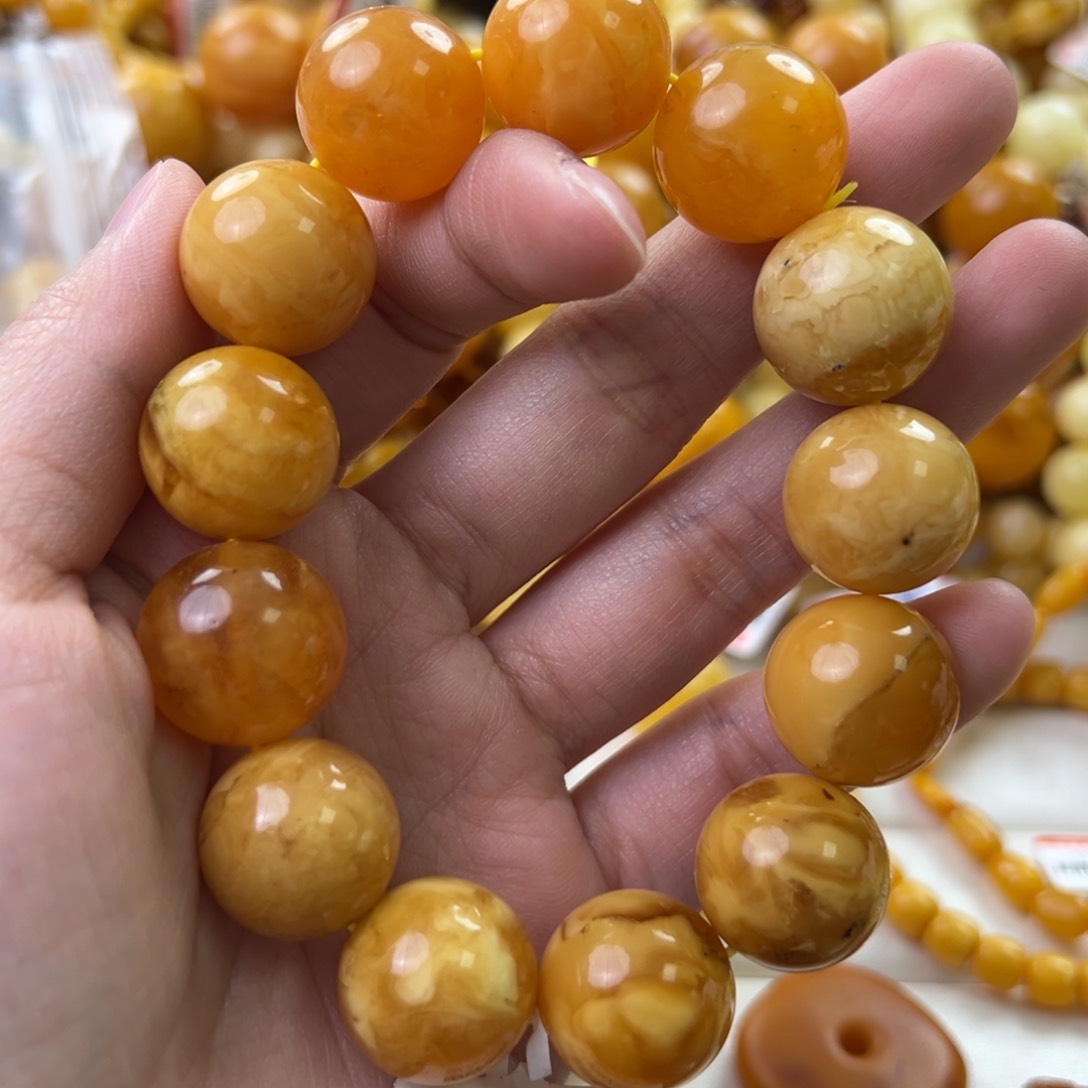 琥珀珠宝奇石未镶嵌