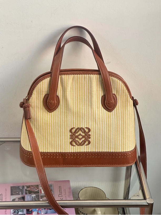 90新 LOEWE/罗意威 小鸡黄帆布拼皮贝壳手提斜挎包
