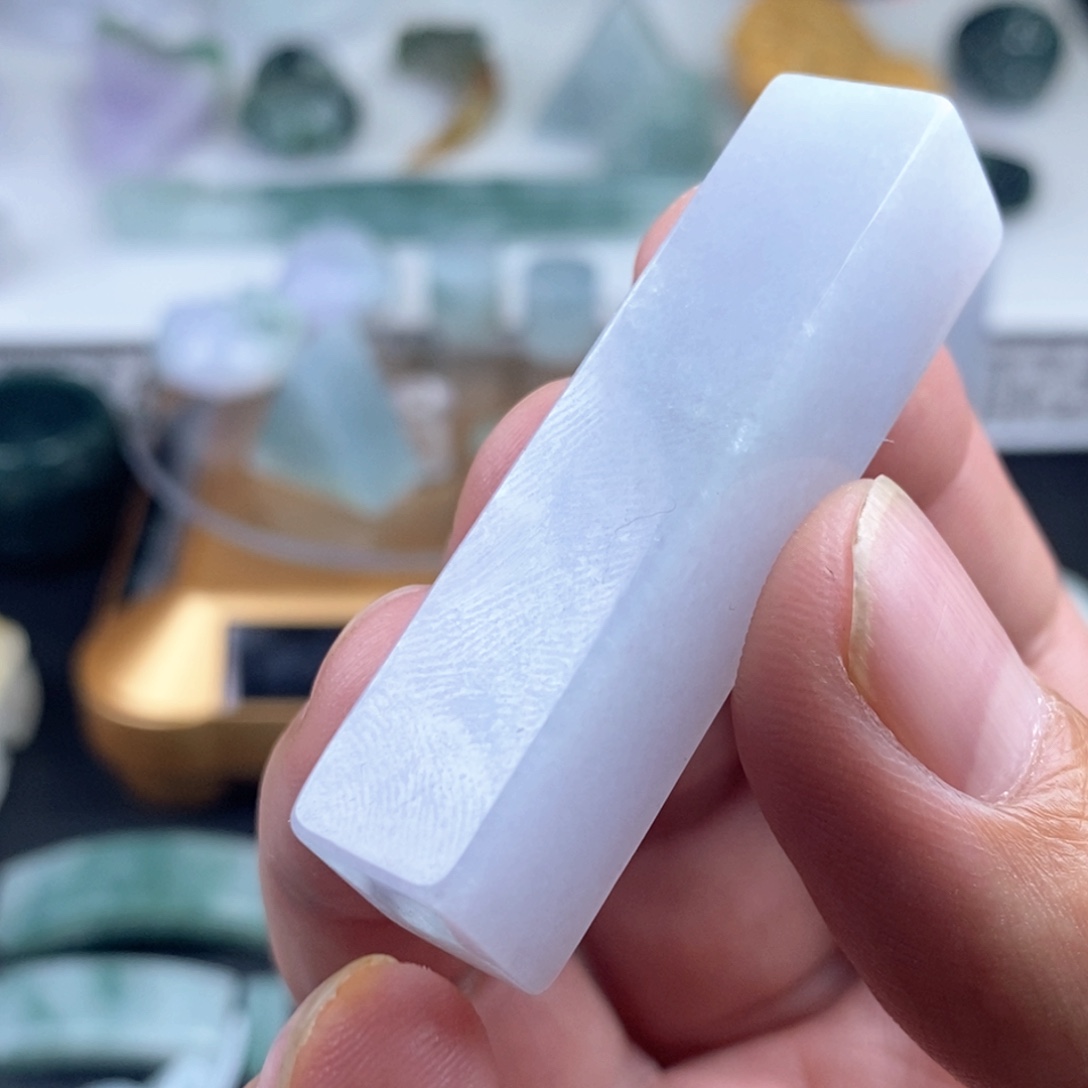 翡翠未镶嵌颈饰天然翡翠