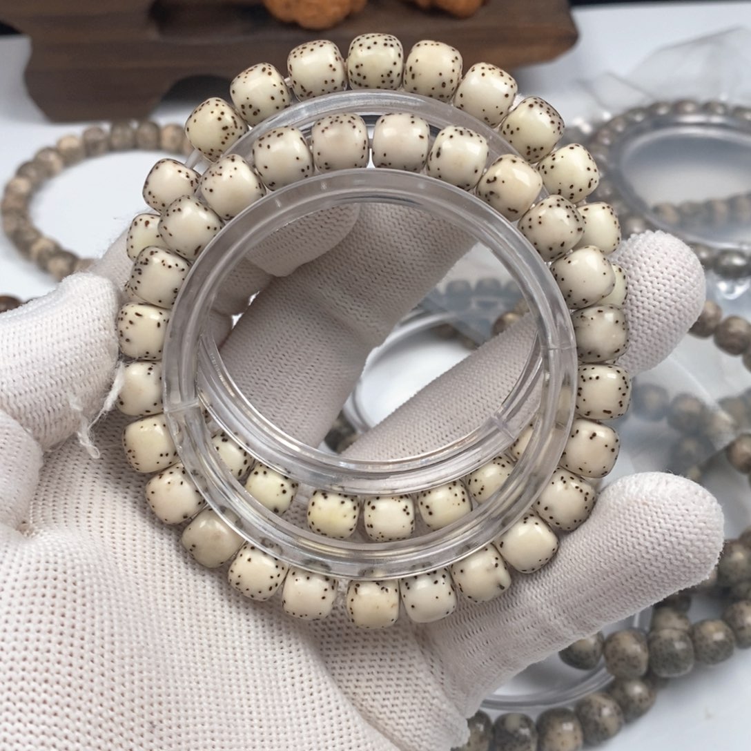 星月菩提吊坠大留白河豚尺寸9。A2