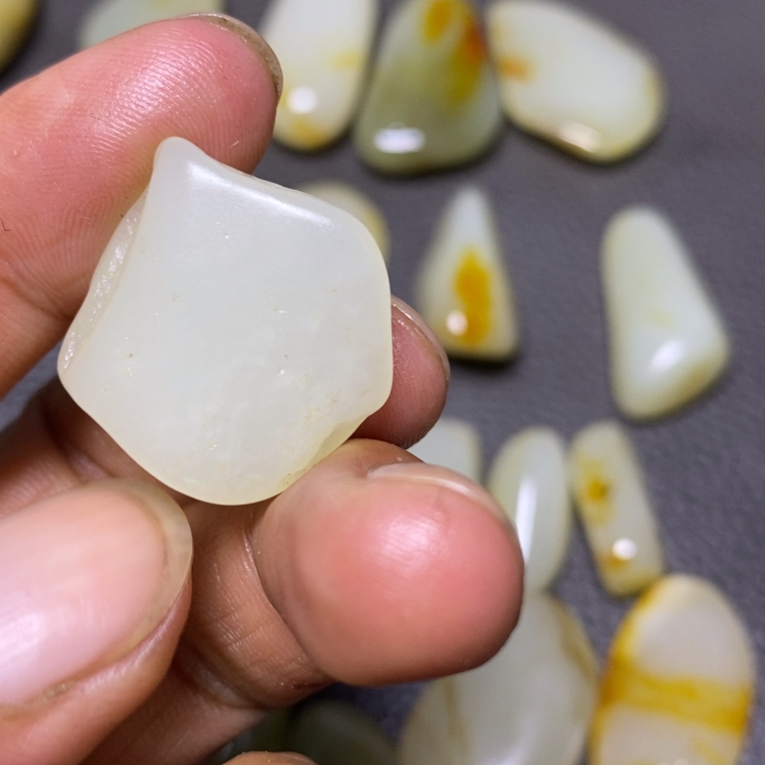 未镶嵌和田玉挂件