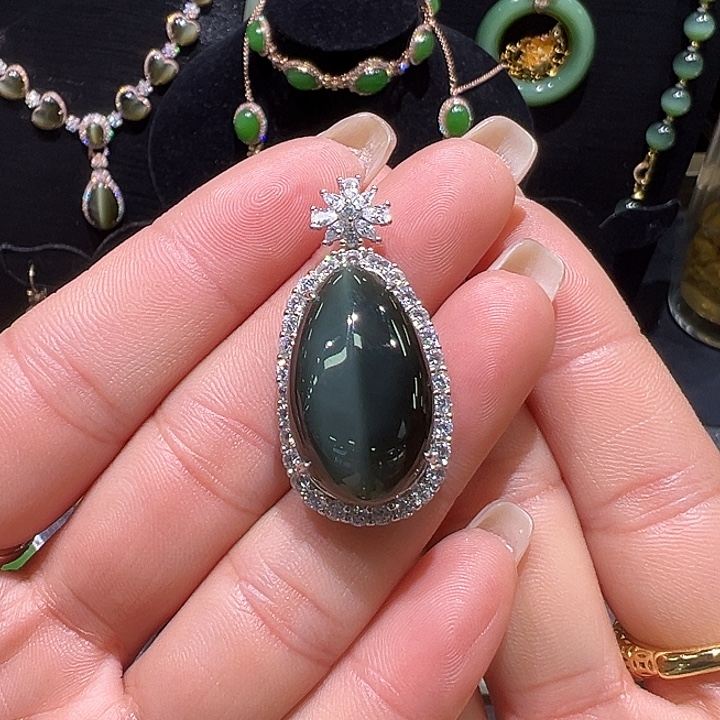 和田玉银S925镶嵌颈饰