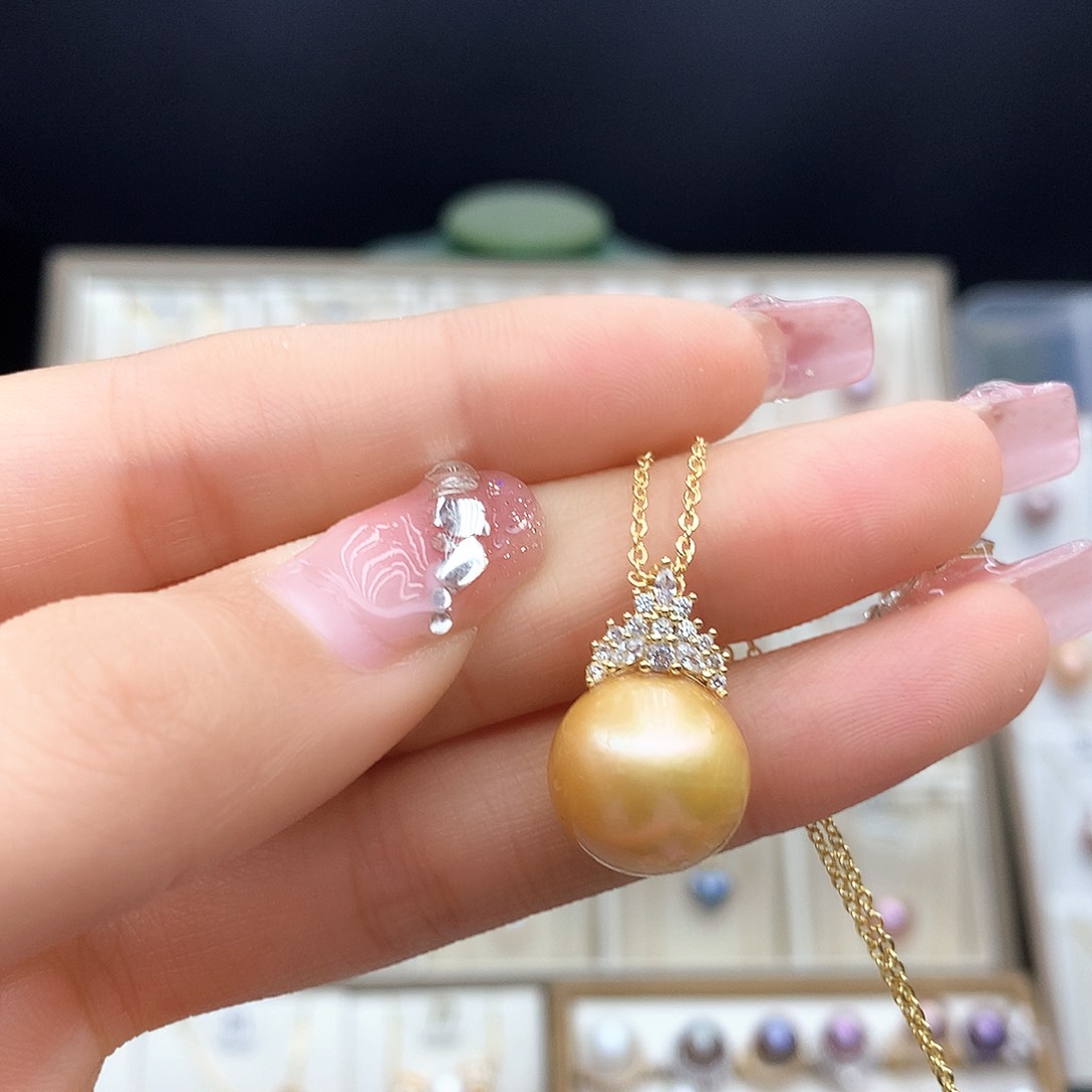 淡水珍珠颈饰合金