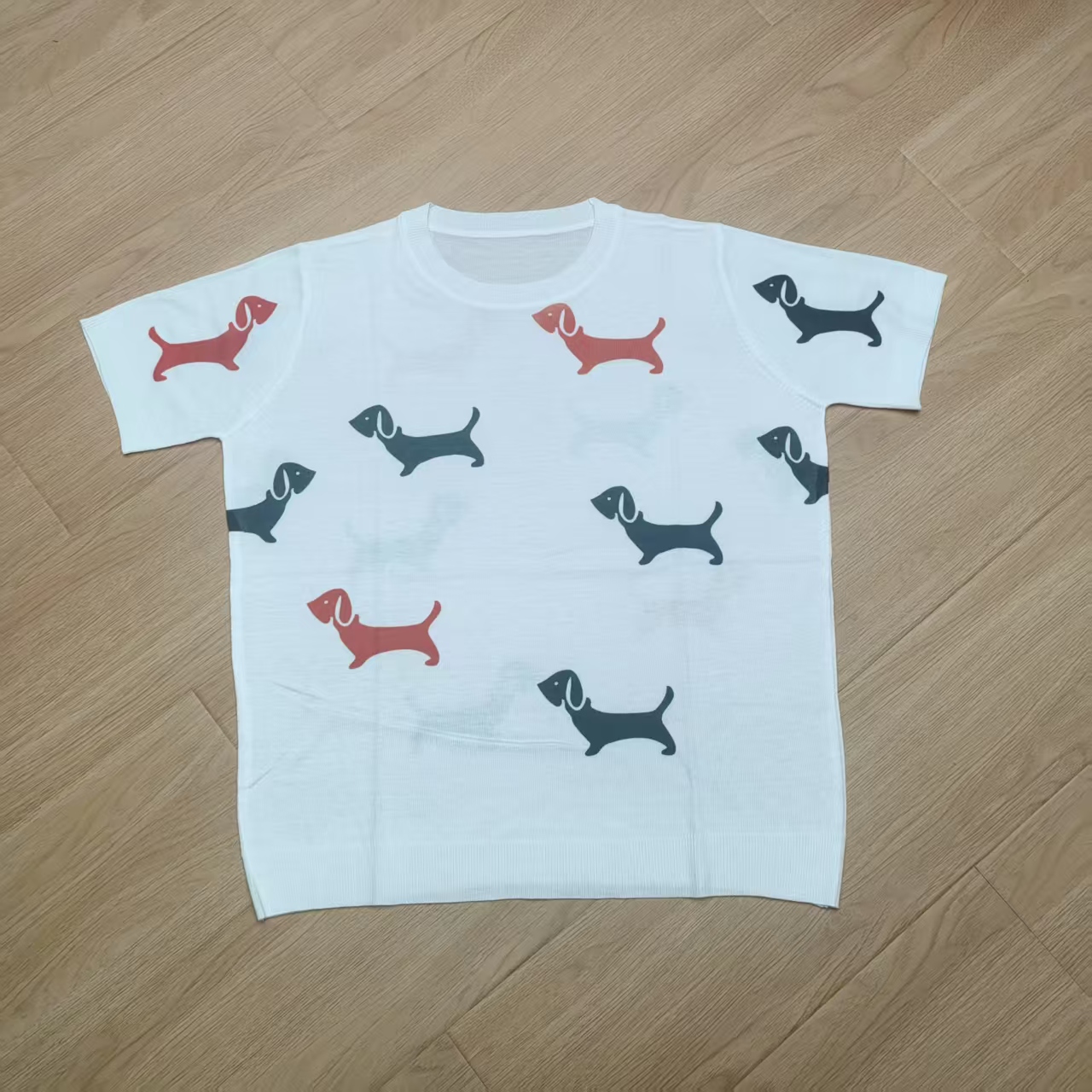 【南油玲姐】白色小狗印花圆领短袖T恤TX718