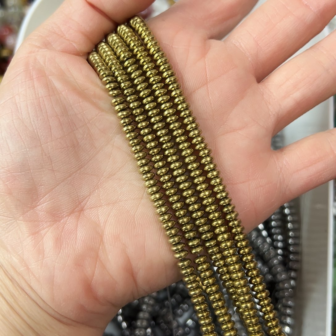 玛瑙/玉髓未镶嵌珠宝半成品，卡4黑胆石高保色一条