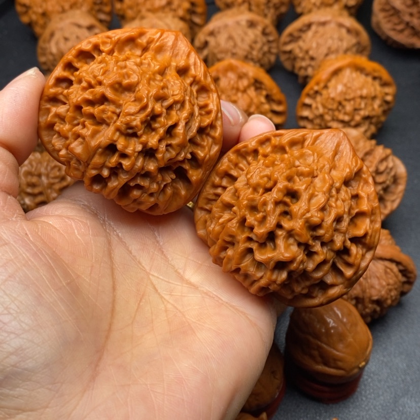 【闪购商品】文玩核桃把件51官帽