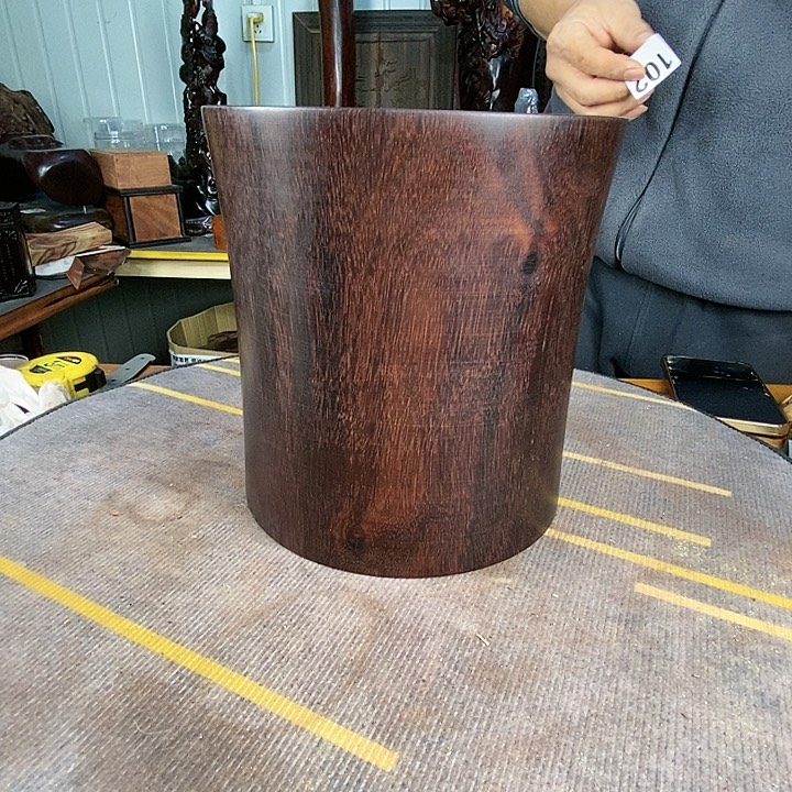 染料紫檀（血檀）三**笑102