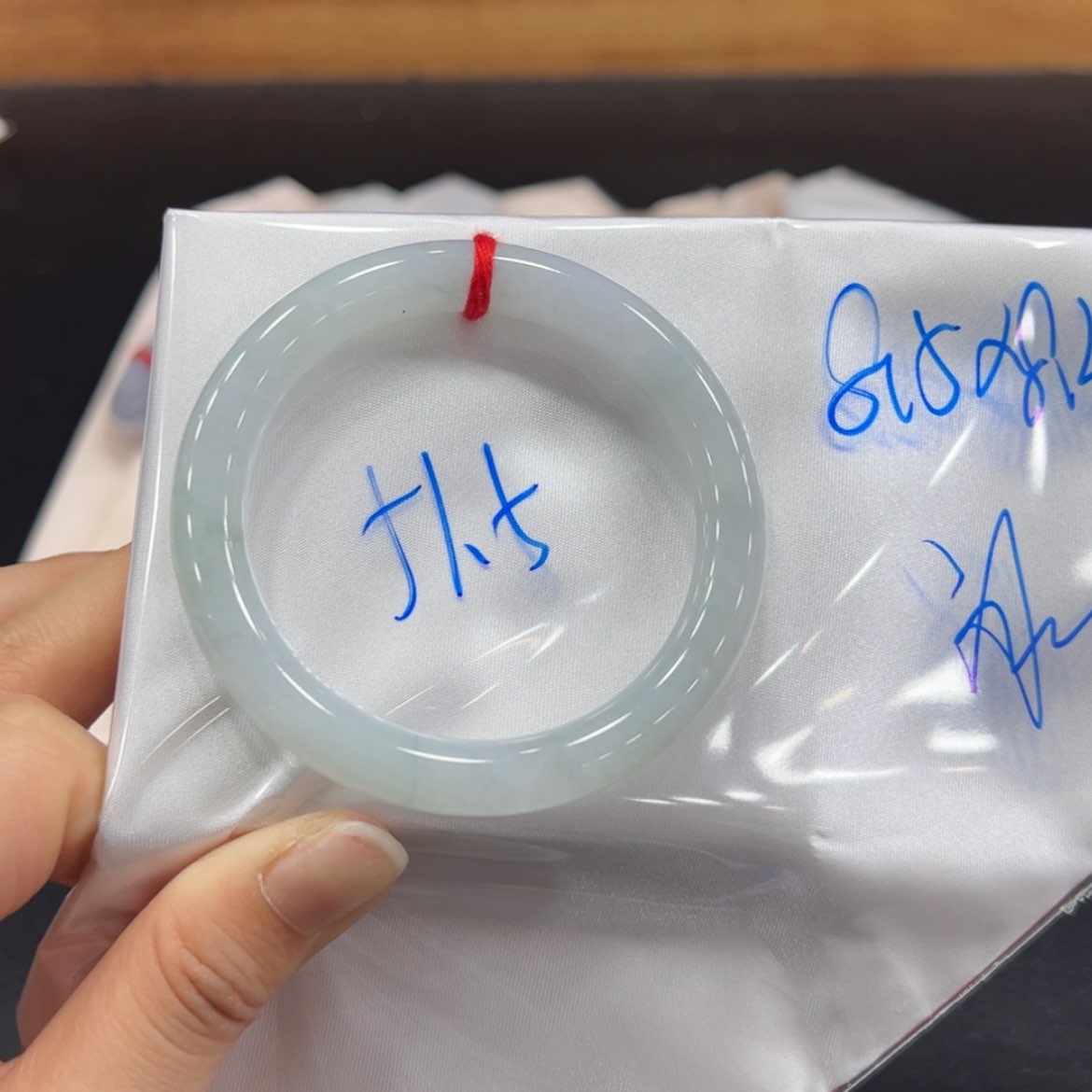 【闪购商品】翡翠手镯未镶嵌手镯