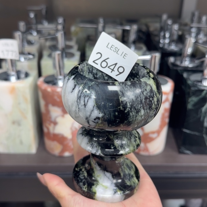 未****?X2649.         檀香味道