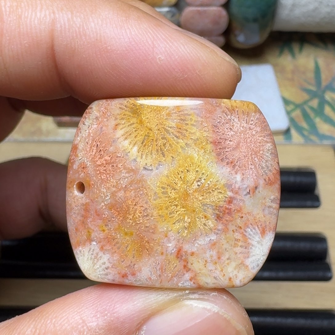 硅化玉纯天然色有机玉石保真色未镶嵌