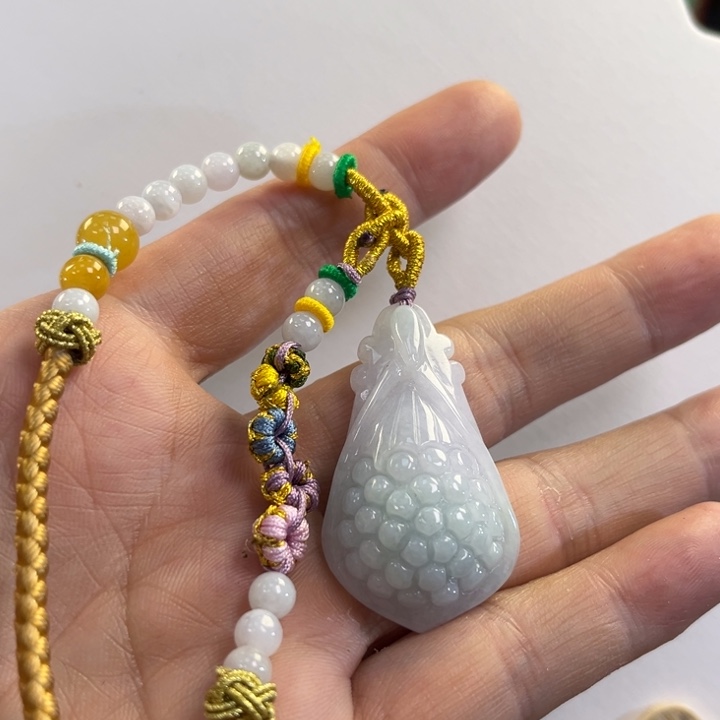 翡翠吊坠(赠链)未镶嵌代编织