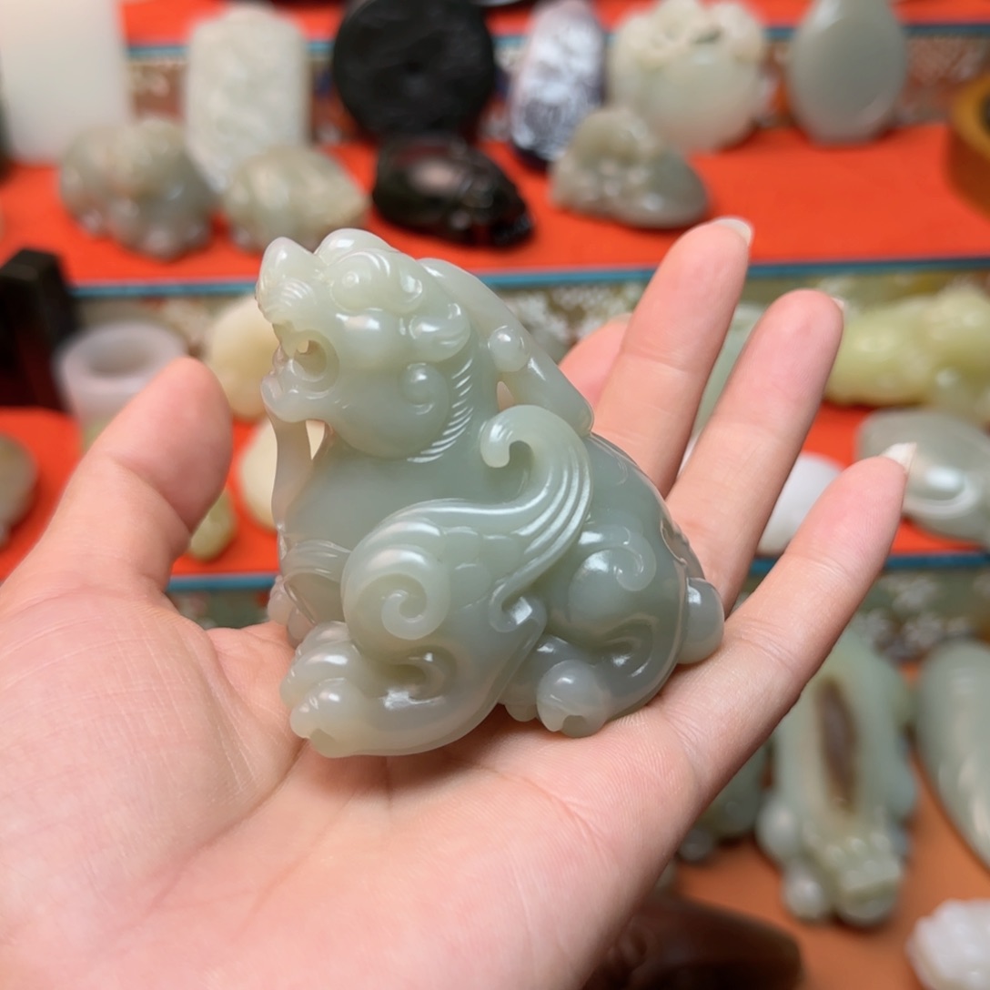 未镶嵌和田玉挂件