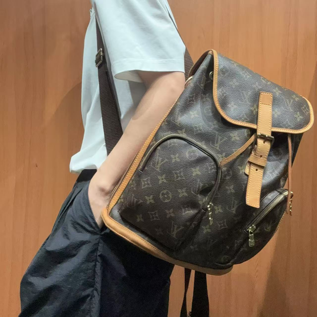 95新 LouisVuitton/路易威登 【蕾】 80 0661 老花双肩包