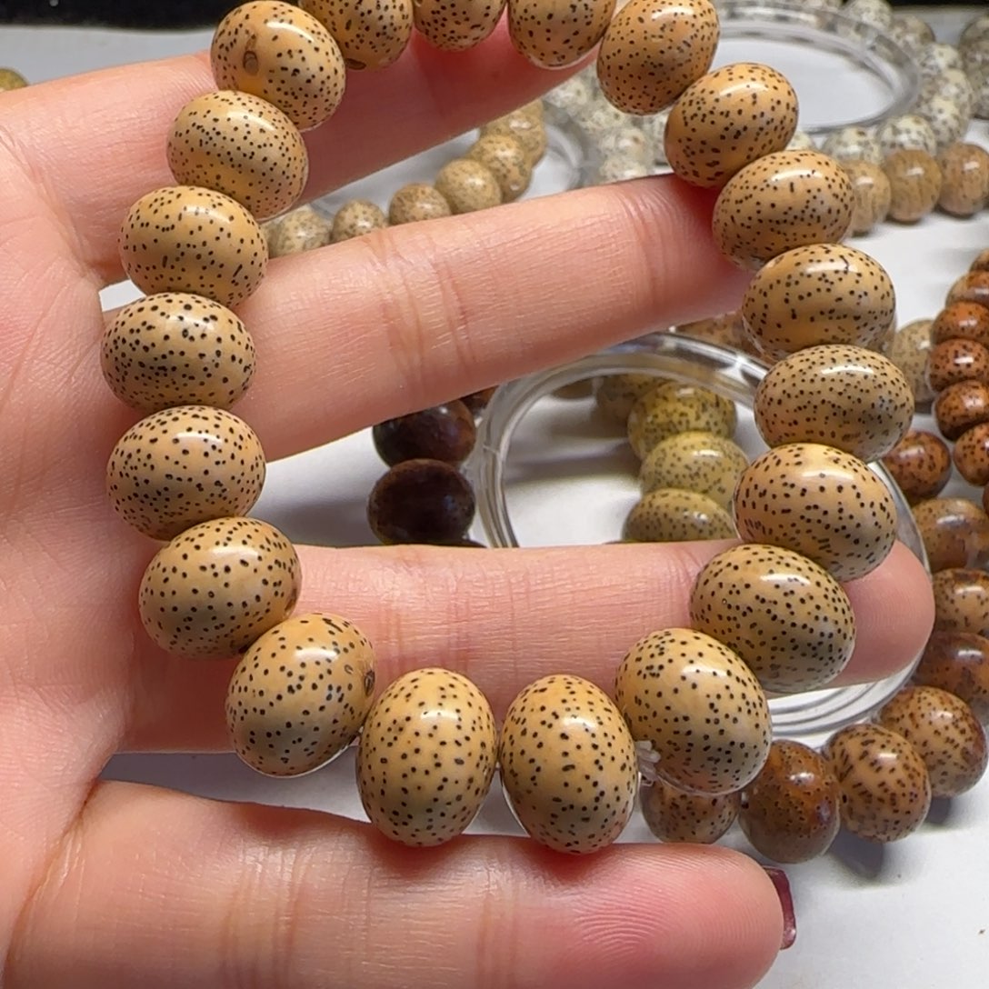 星月菩提吊坠1411苹果圆陈籽