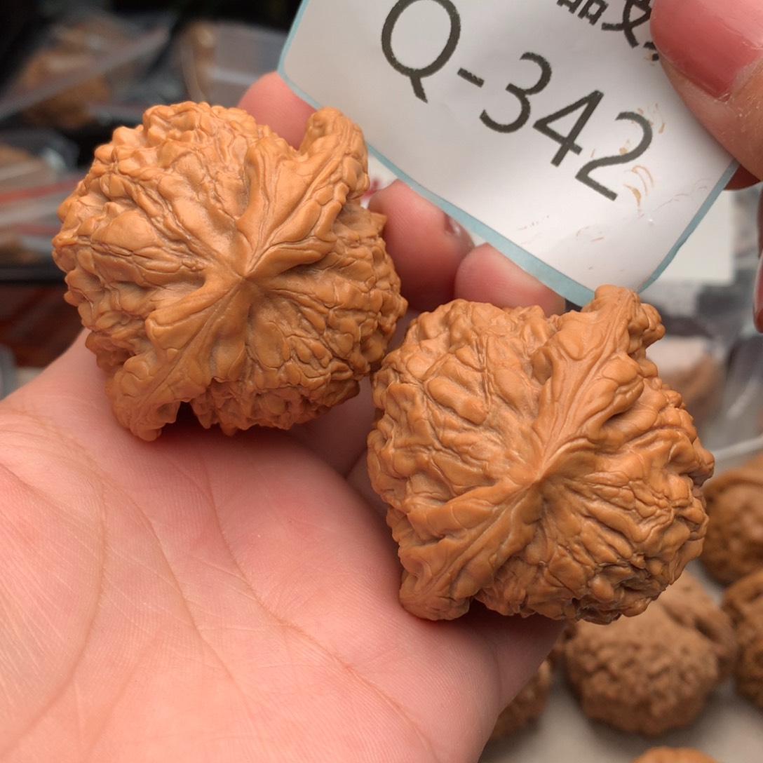 文玩核桃把件飞*51龙鼎…………