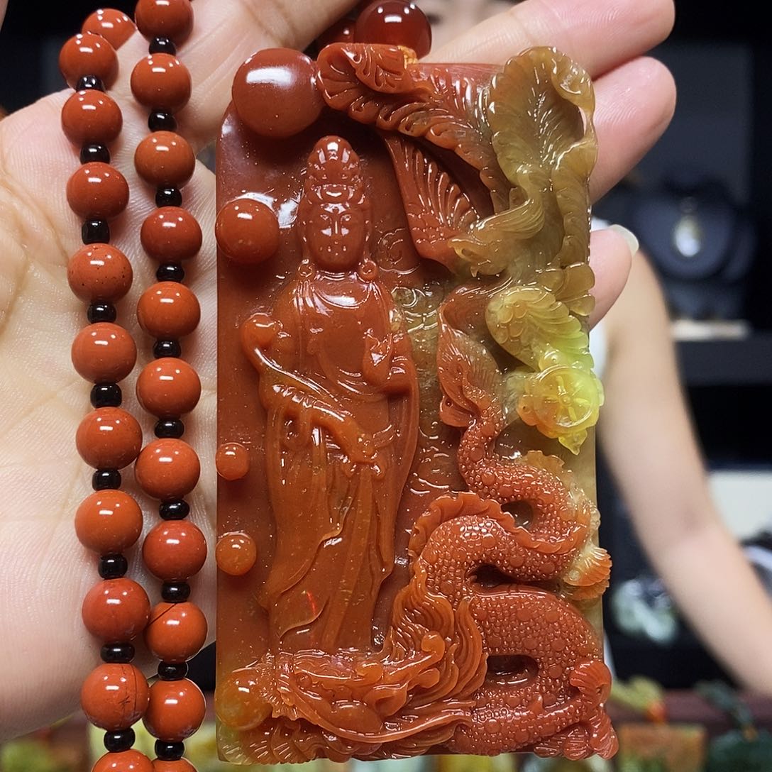 岫玉未镶嵌挂件吊坠