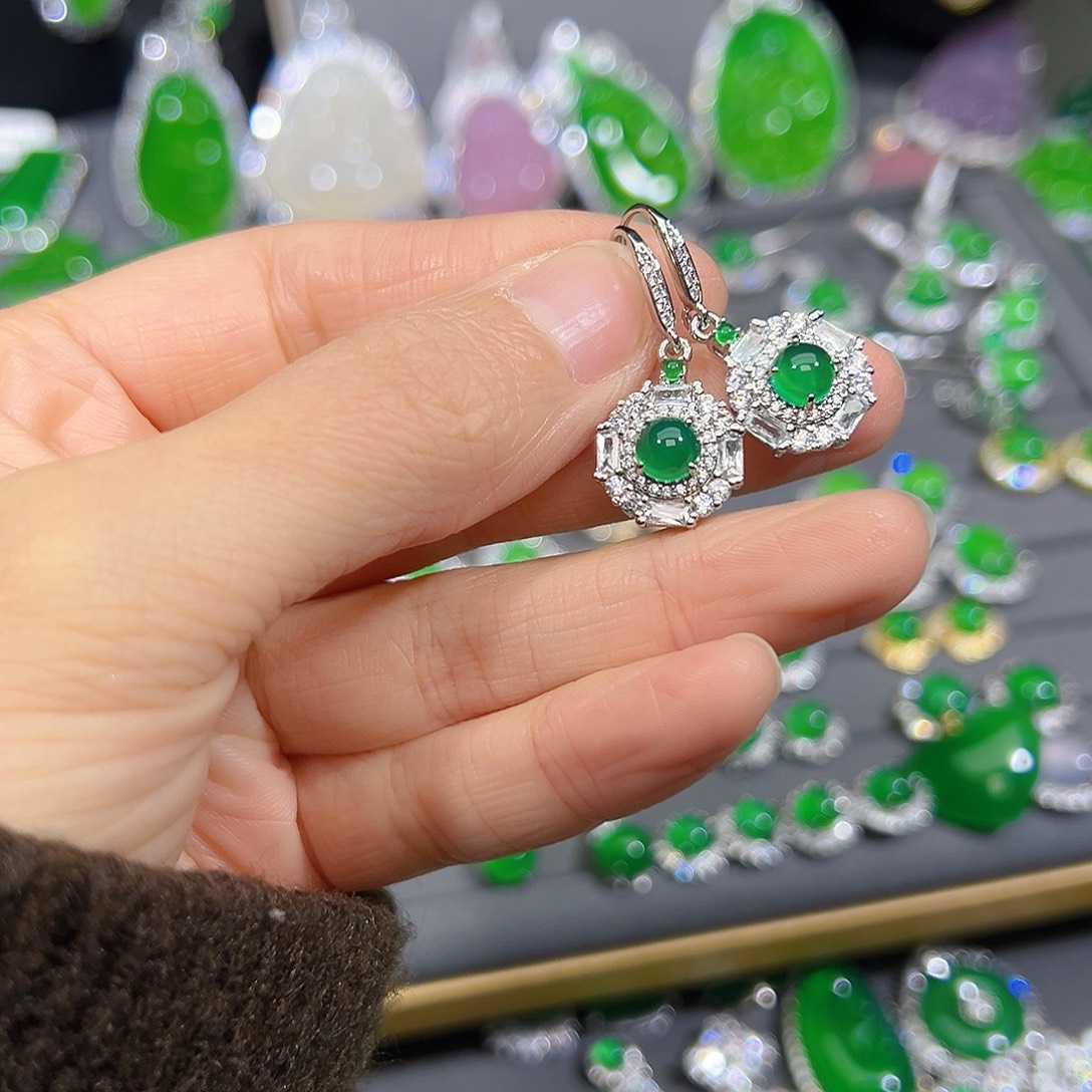 玛瑙/玉髓合金耳钉