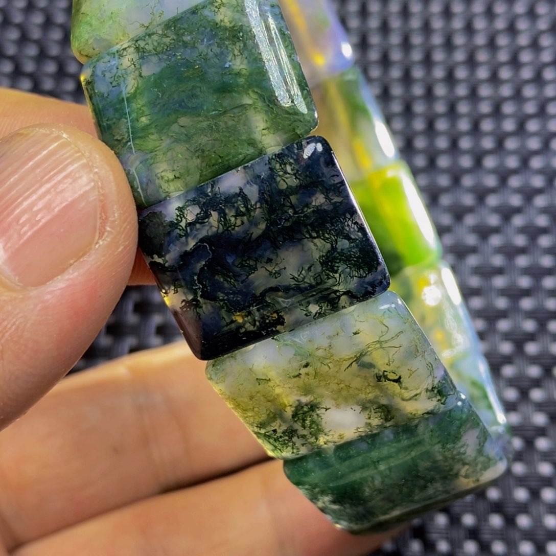 玛瑙/玉髓颈饰未镶嵌那***神