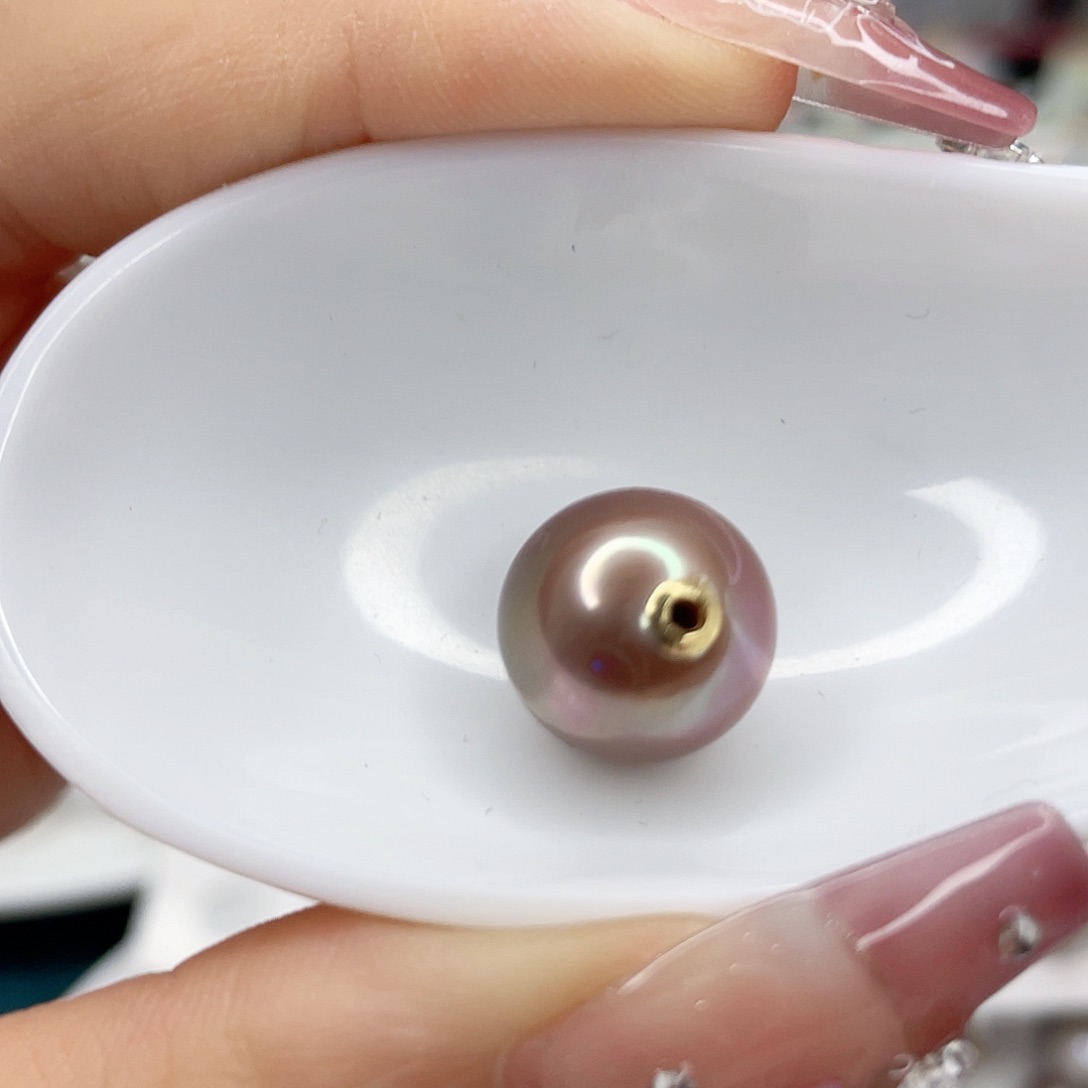 淡水珍珠18K金镶嵌颈饰