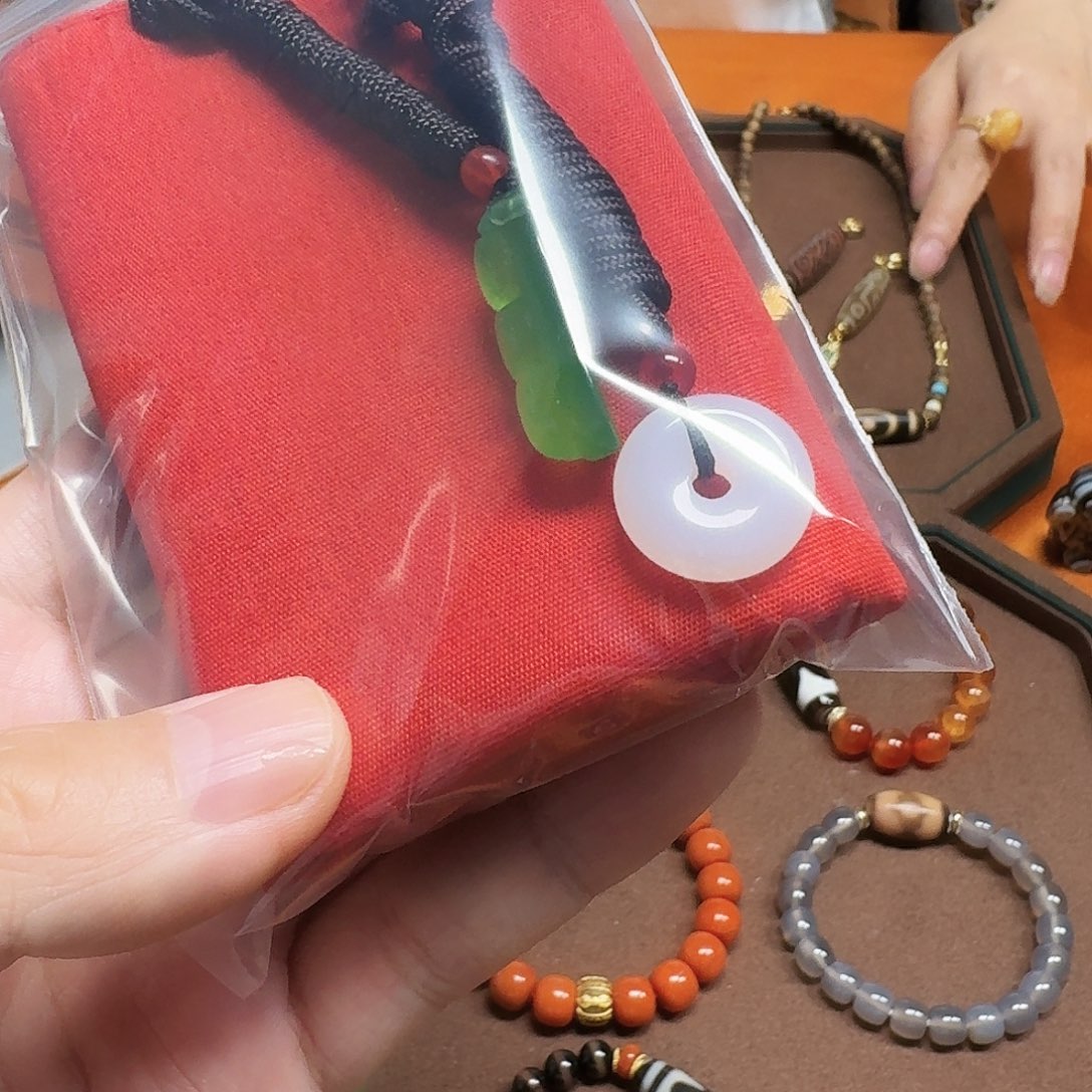 R***y玛瑙/玉髓未镶嵌手链