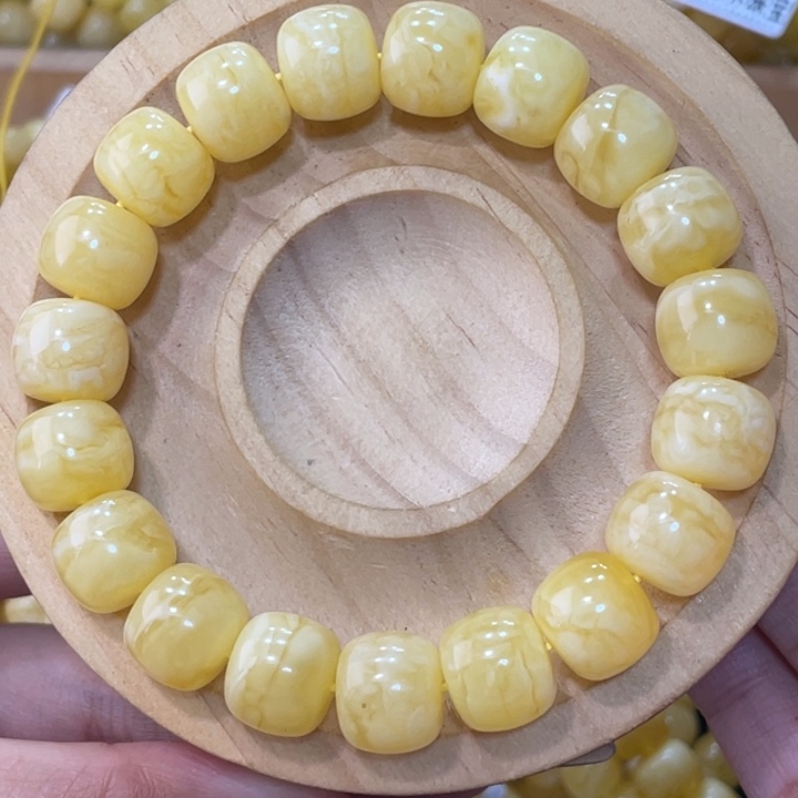 琥珀手链未镶嵌格****?蜜蜡