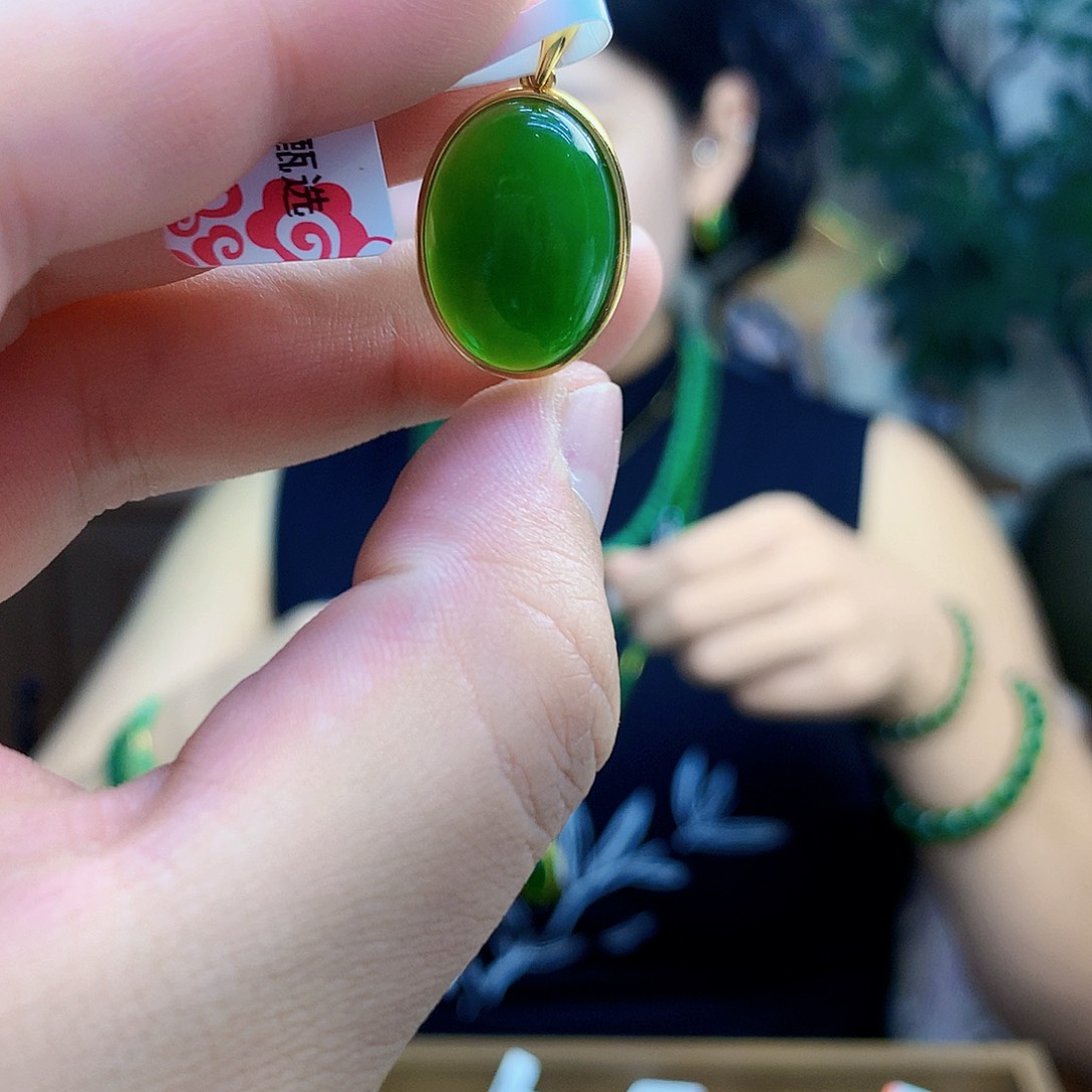 吊坠(不含链)银S925镶嵌和田玉（碧玉）吊坠
