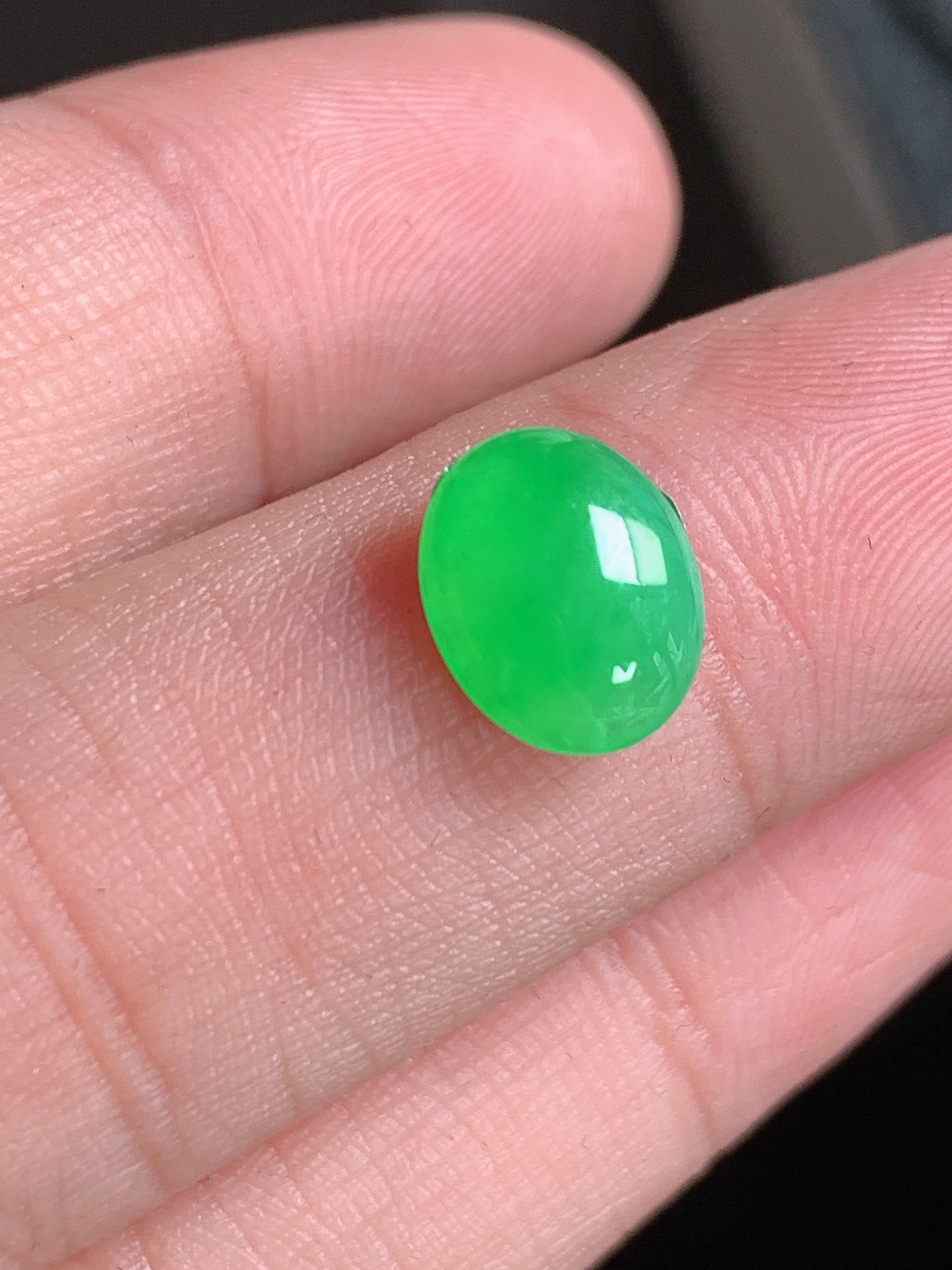 天然缅甸翡翠A货阳绿蛋面裸石戒指，尺寸9*7.5*3