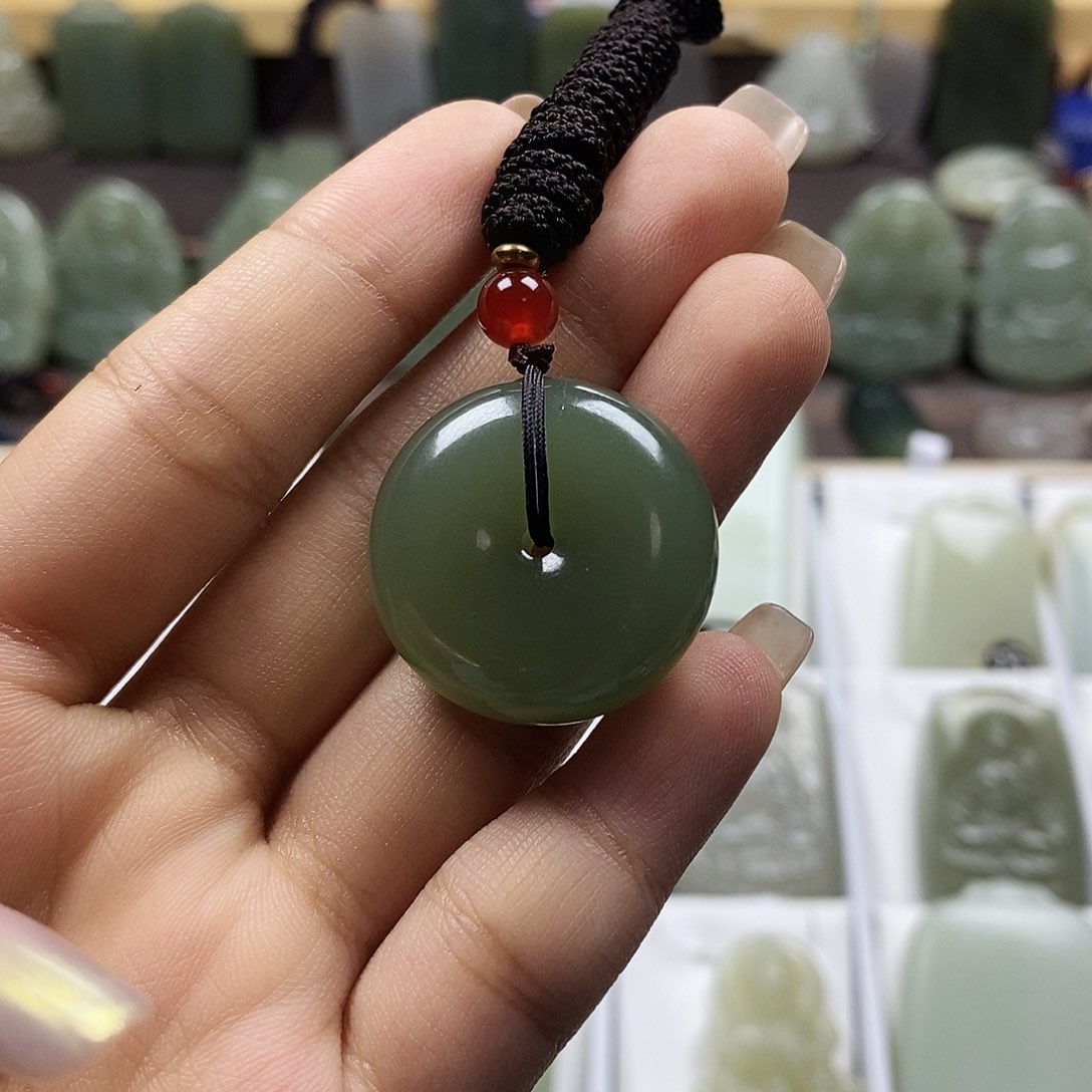 和田玉未镶嵌颈饰平安扣25mm
