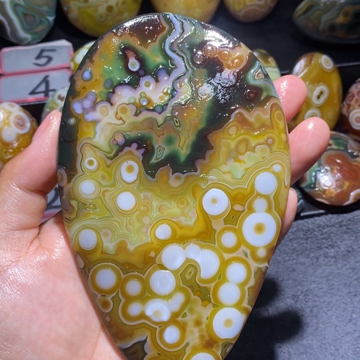 玛瑙/玉髓未镶嵌珠宝半成品2