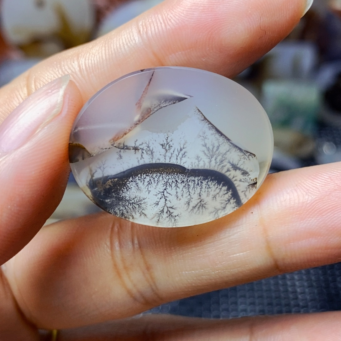 玛瑙/玉髓未镶嵌珠宝半成品