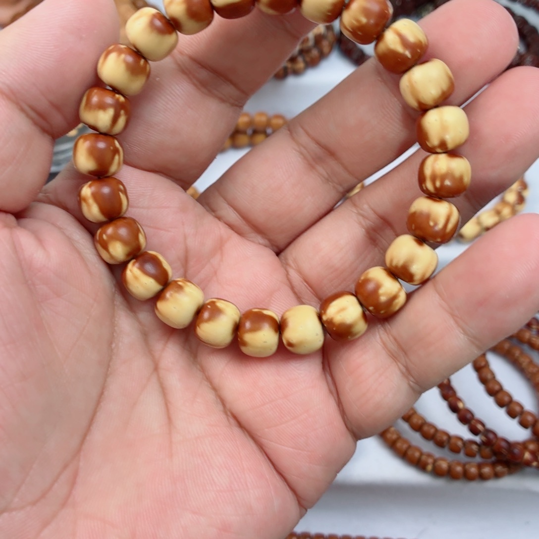 紫金鼠手串纯肉火焰纹，闭合眼线