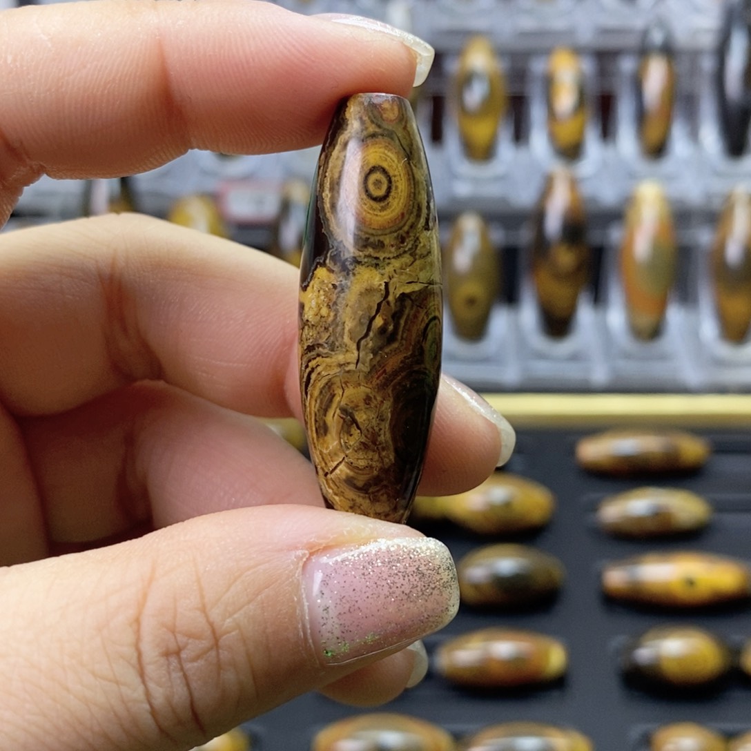 玛瑙/玉髓颈饰合金