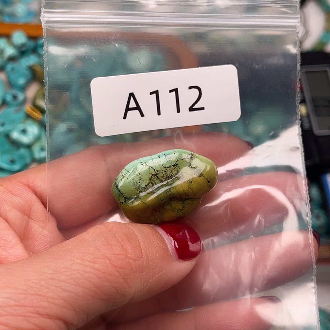 绿松石未镶嵌绿松石珠子