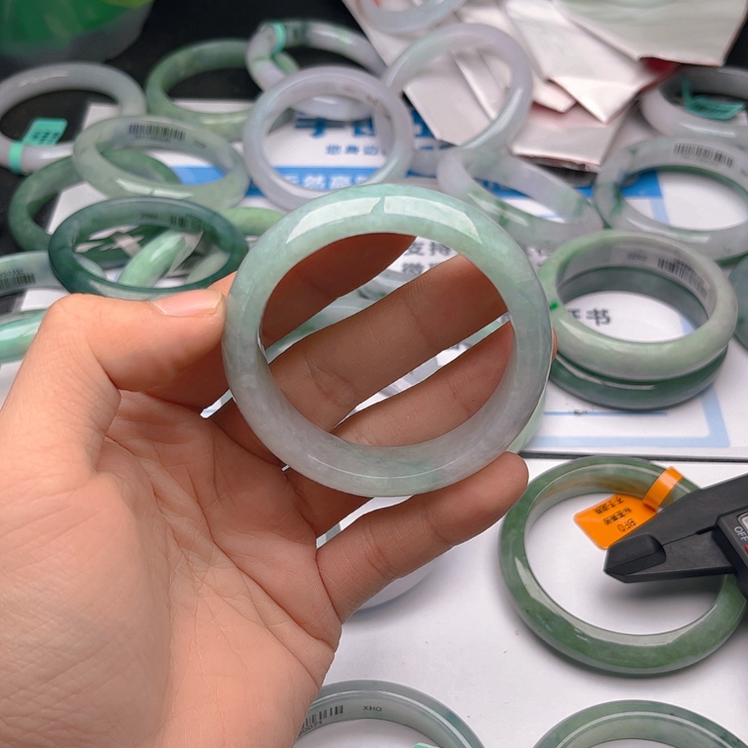 未镶嵌手镯翡翠5354. 144