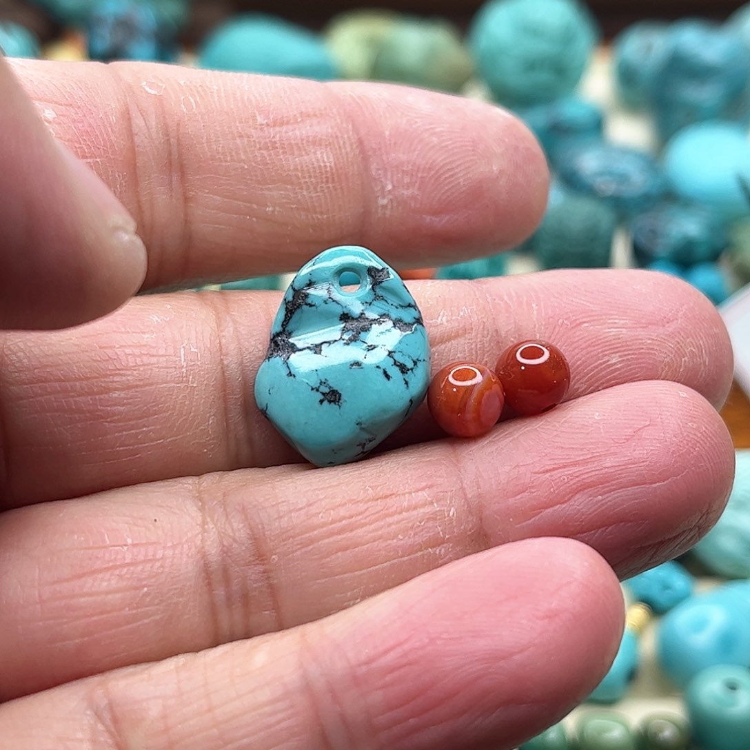 南红玛瑙随形未镶嵌