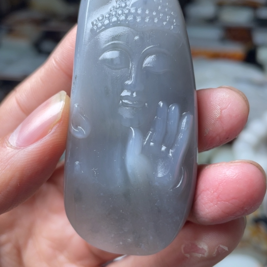 颈饰未镶嵌和田玉（糖玉）