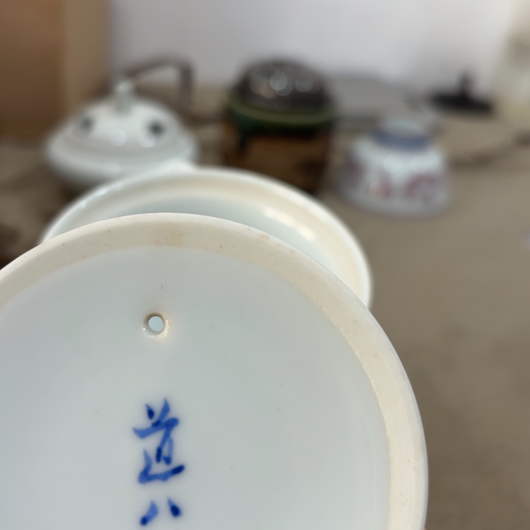 瓷片非常好看漂亮的物品 