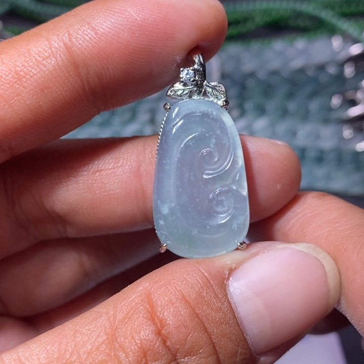 翡翠未镶嵌颈饰天然翡翠