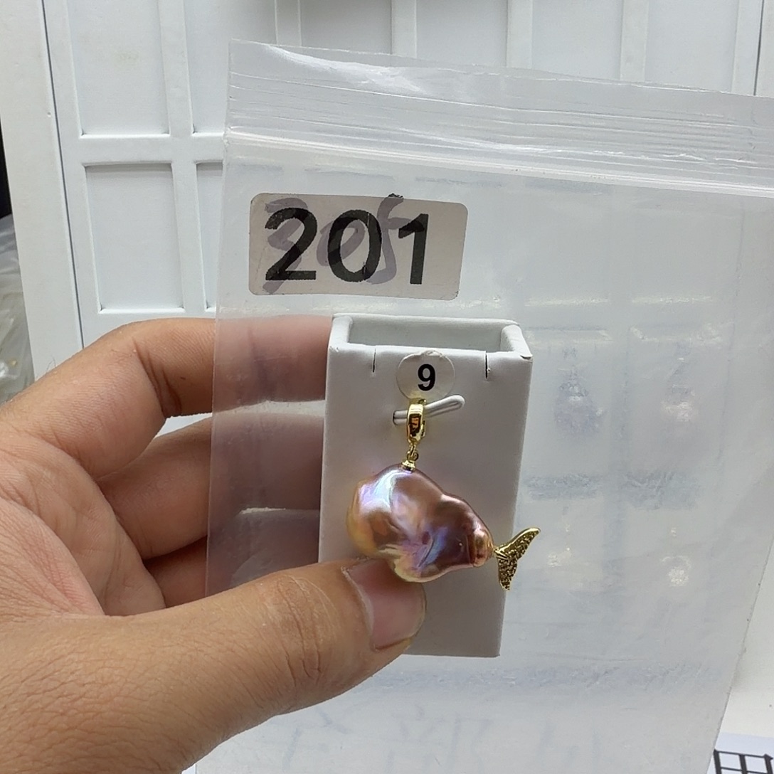 淡水珍珠颈饰合金