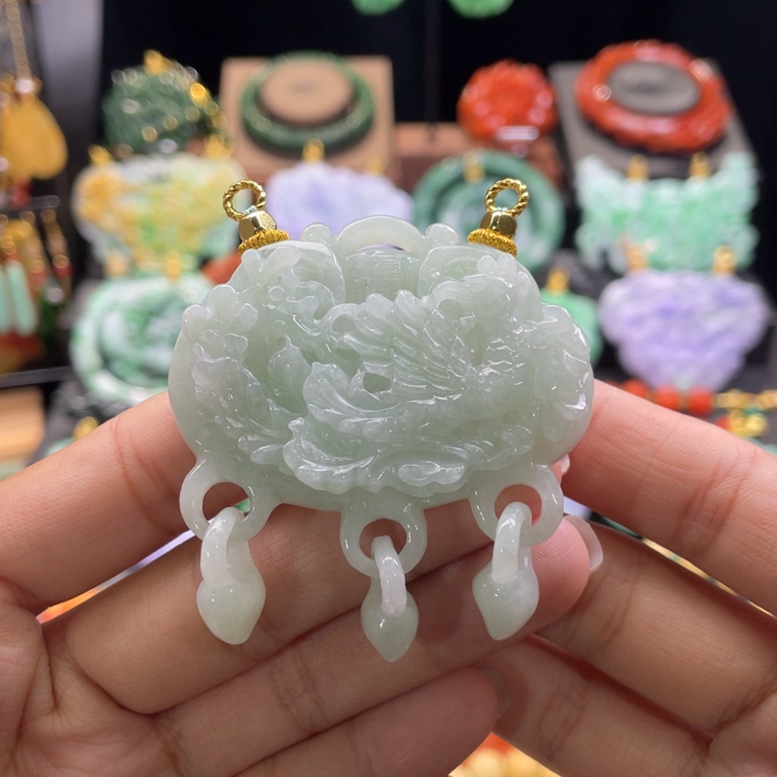 翡翠颈饰未镶嵌代编织