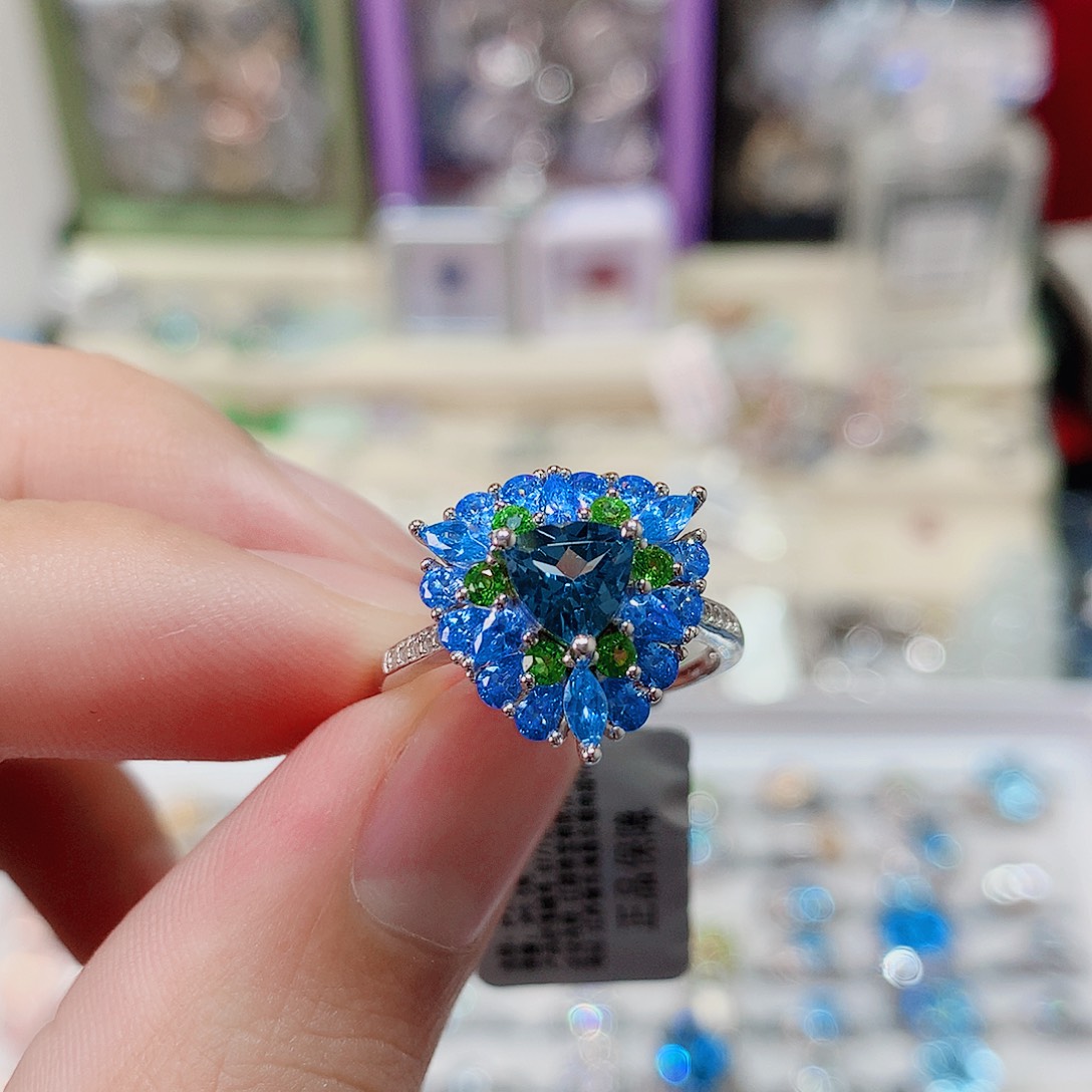 银S925镶嵌戒指戒指托帕石